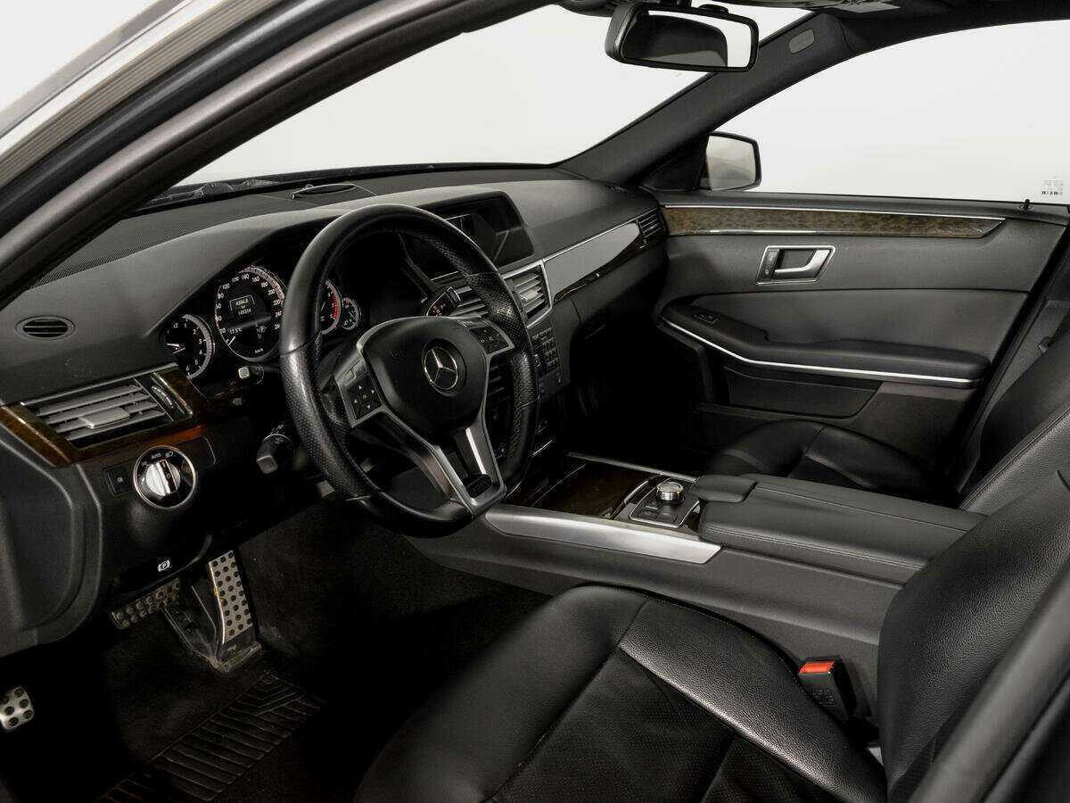 Mercedes-Benz E-Класс 200 7G-Tronic, 2012 Фото №16