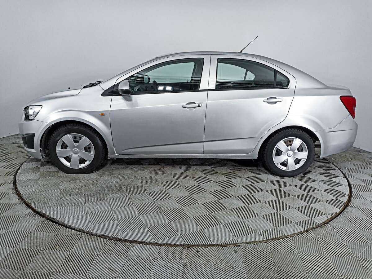 Chevrolet Aveo, 2013 Фото №8