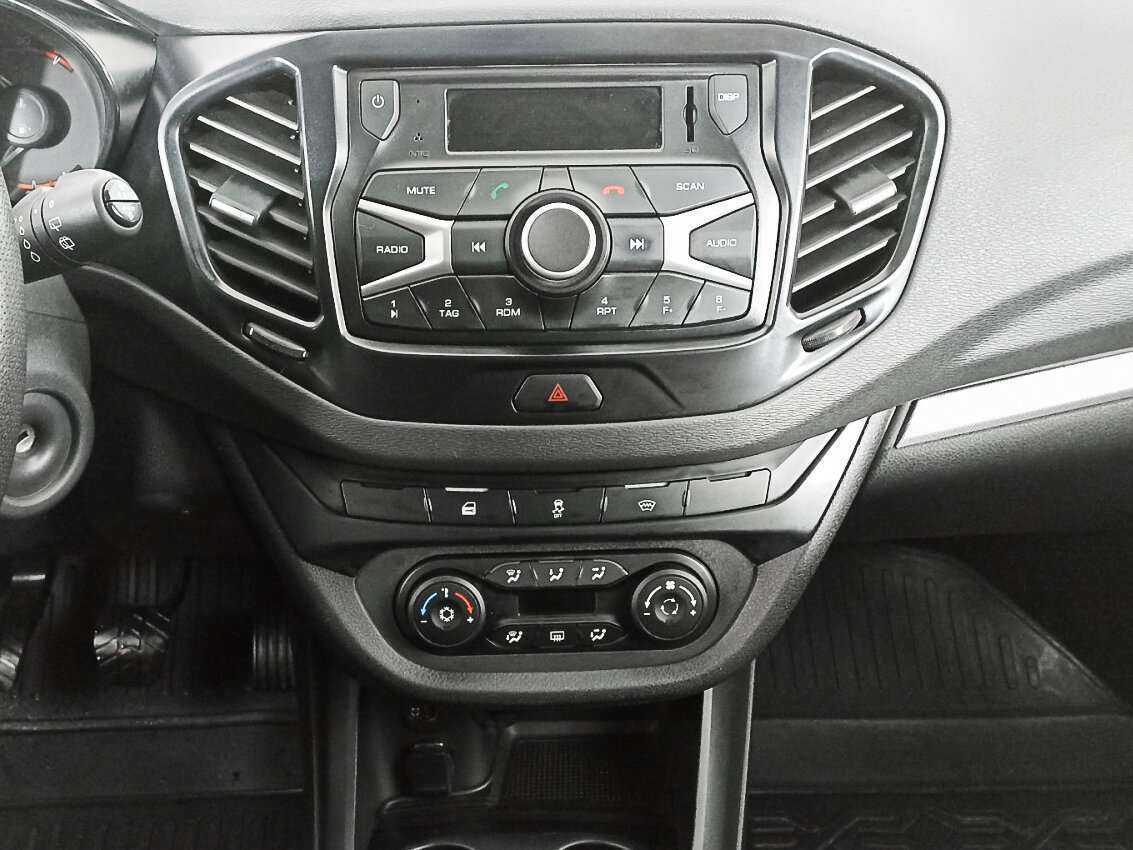 Lada (ВАЗ) Vesta SW, 2020 Фото №13