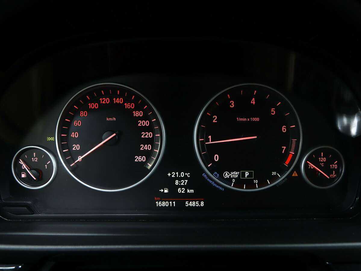 BMW 5 серии 520i, 2012 Фото №18