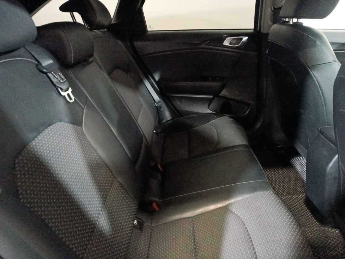 Kia Ceed, 2021 Фото №11