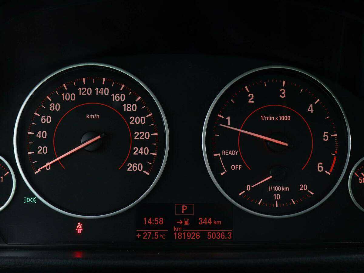 BMW 3 серии 320d xDrive, 2013 Фото №9