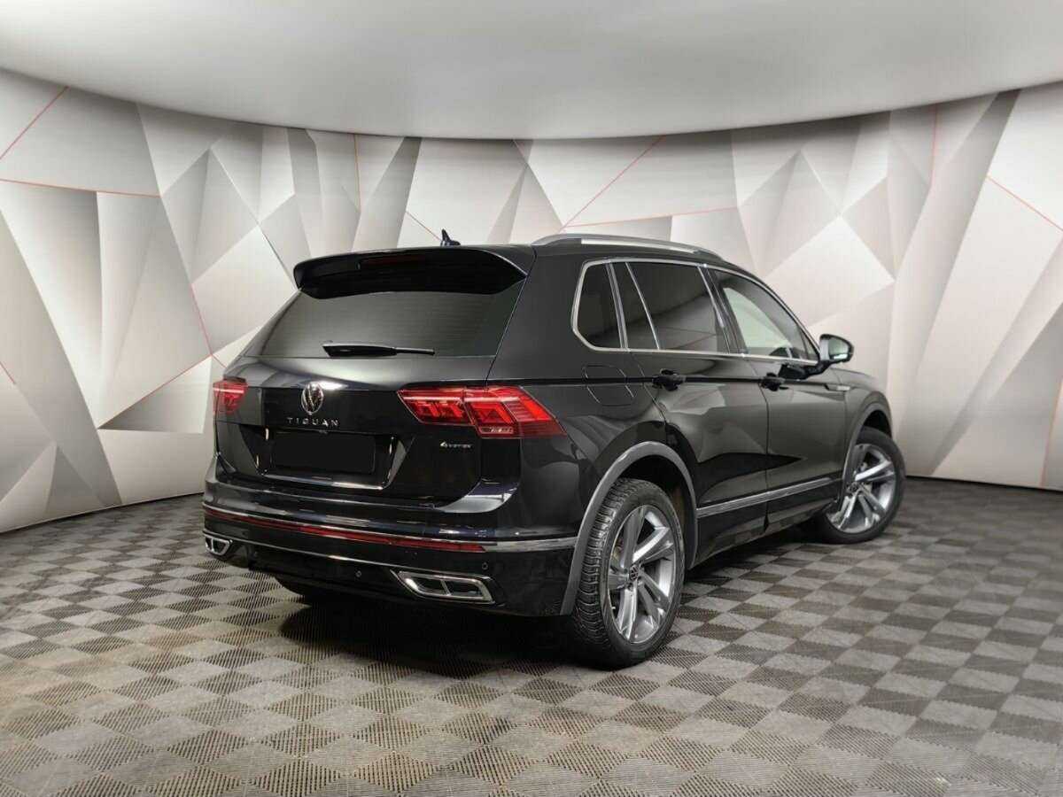 Volkswagen Tiguan, 2021 - 26 100 км. | Фото №2