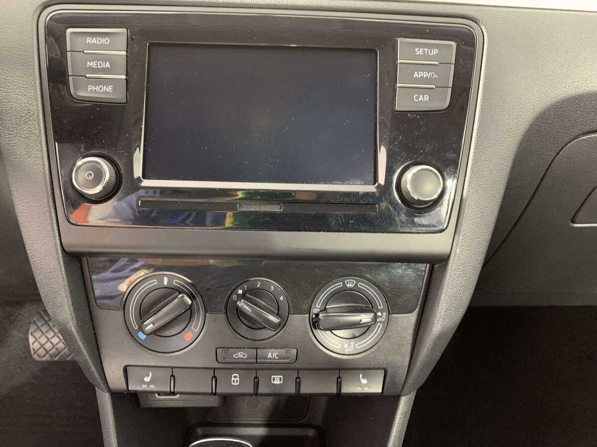 Skoda Rapid, 2019 Фото №11