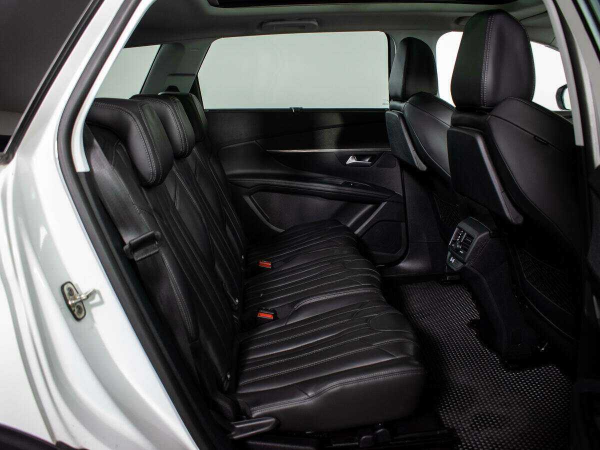 Peugeot 5008, 2018 Фото №8