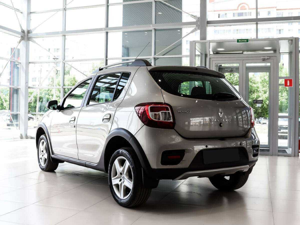 Renault Sandero Stepway, 2017 - 62 078 км. | Фото №7