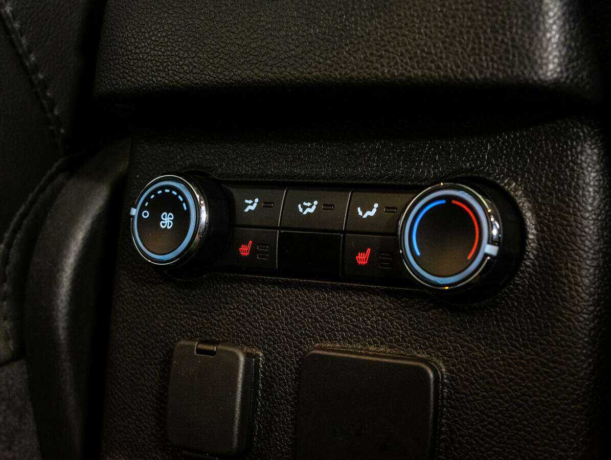 Ford Explorer, 2014 Фото №22