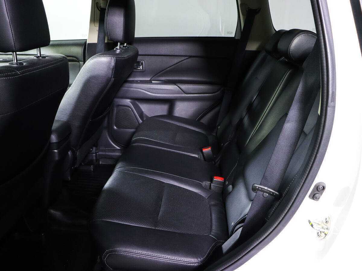 Mitsubishi Outlander, 2016 Фото №9