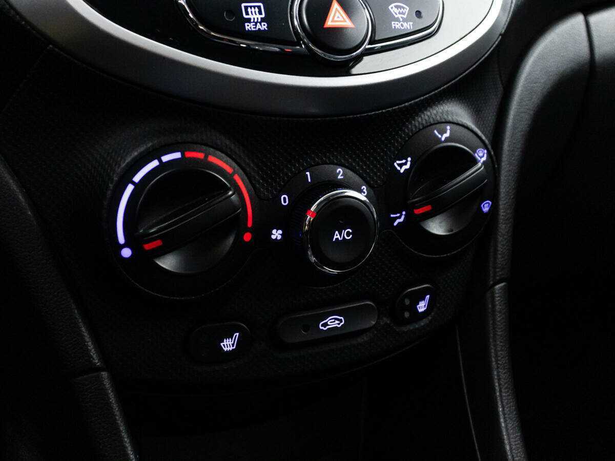 Hyundai Solaris, 2012 Фото №13