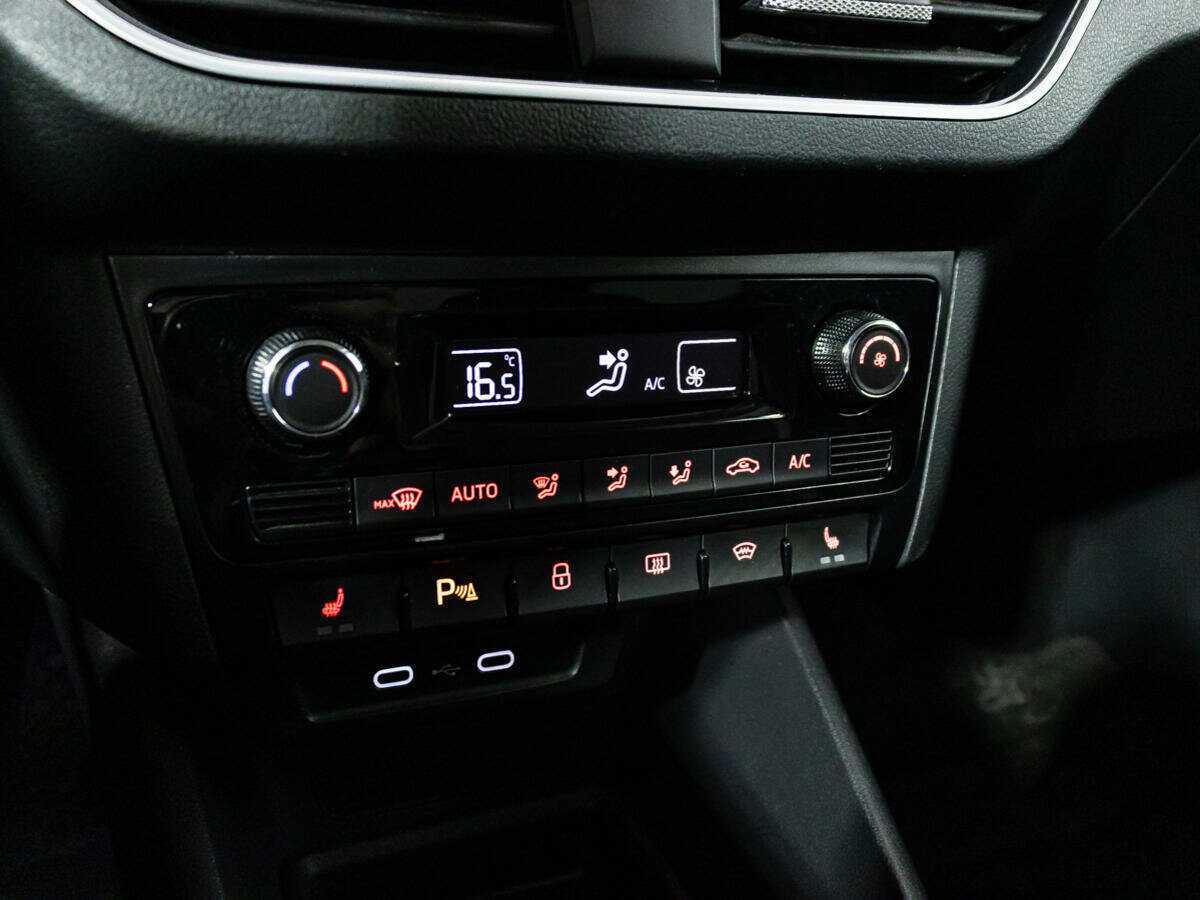 Volkswagen Polo, 2021 Фото №16