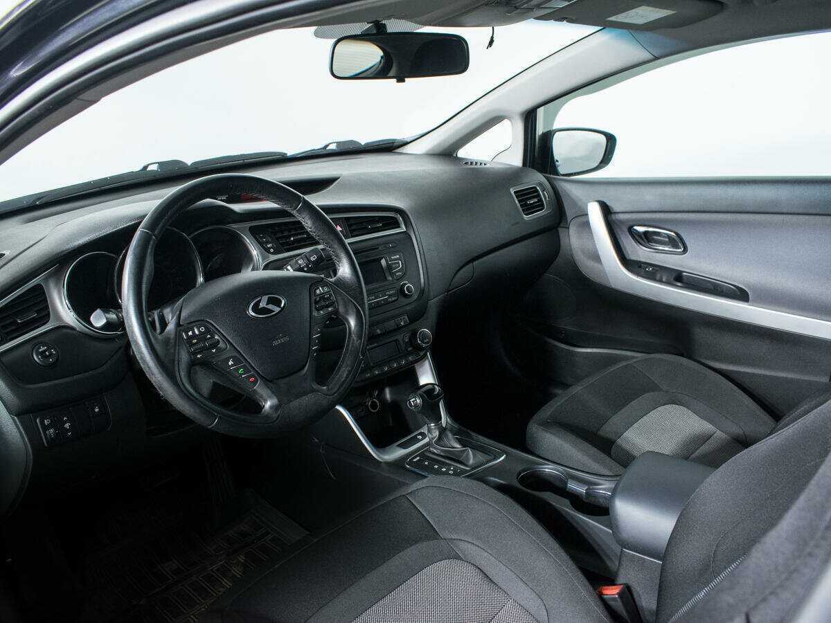 Kia Ceed, 2015 Фото №9