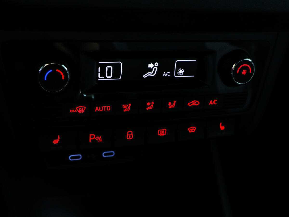 Volkswagen Polo, 2021 Фото №16