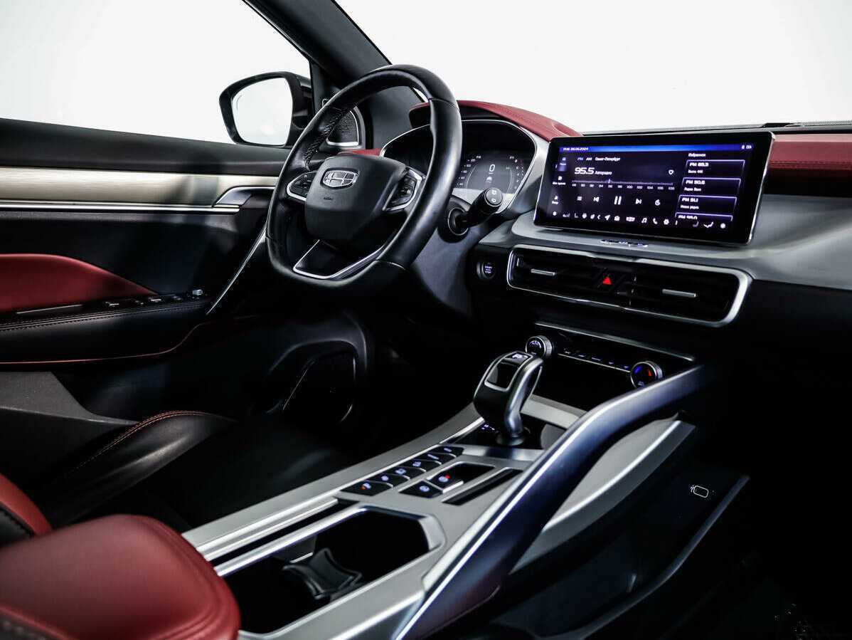 Geely Coolray, 2021 Фото №8