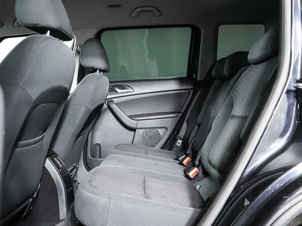 Skoda Yeti, 2015 Фото №10