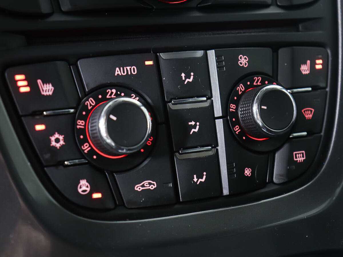 Opel Astra, 2013 Фото №17