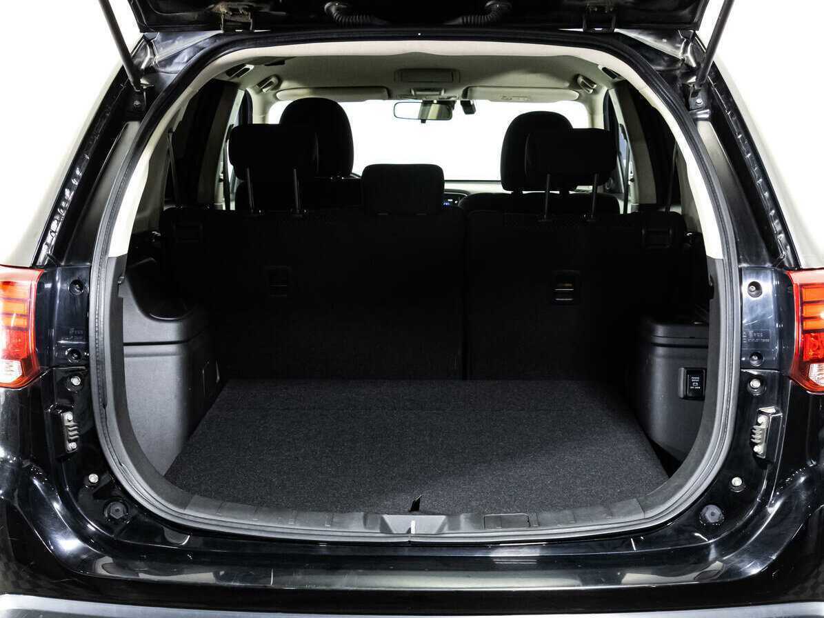 Mitsubishi Outlander, 2018 Фото №17