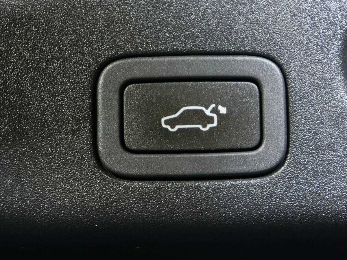 Jaguar XJ, 2012 Фото №27