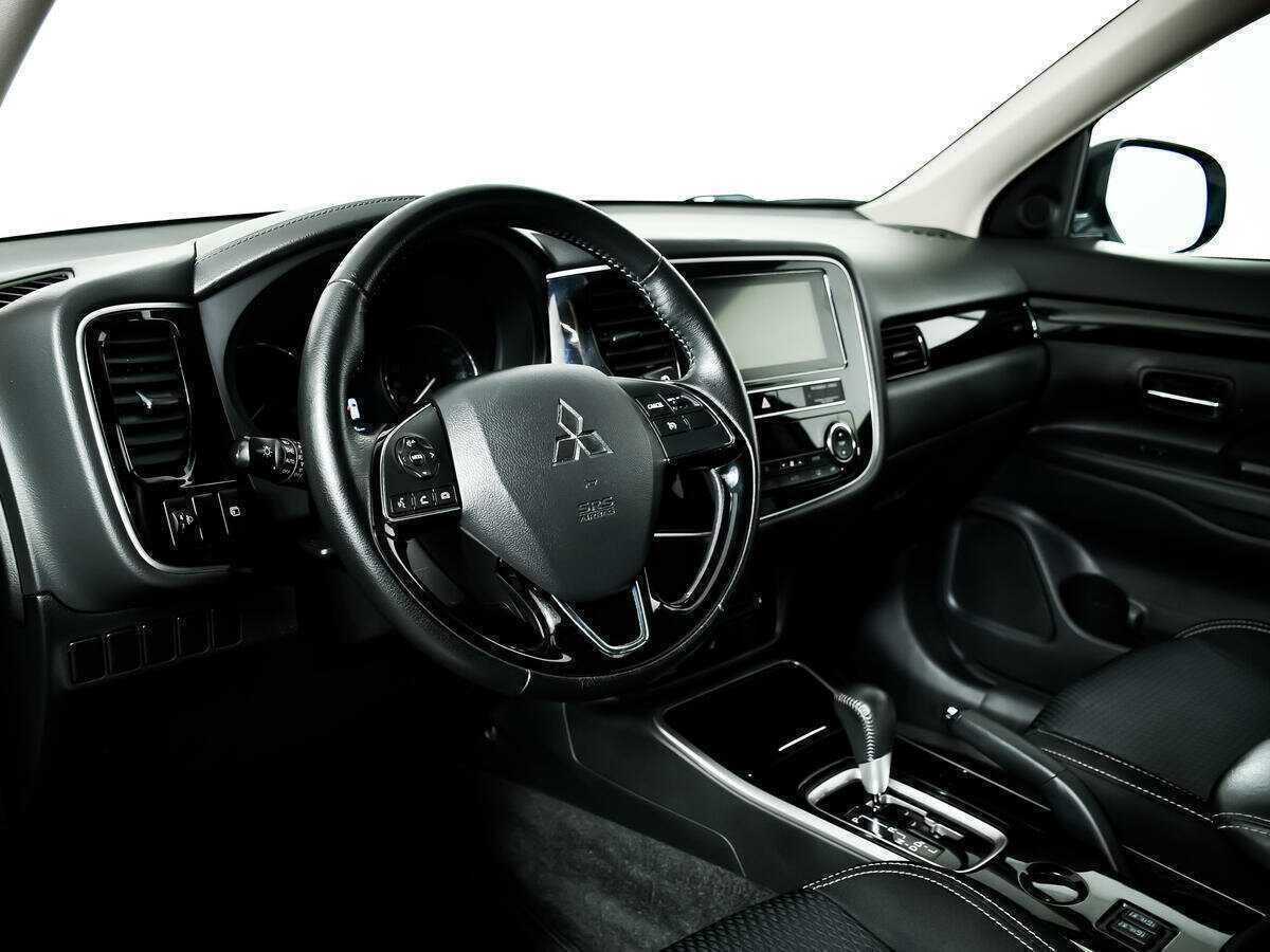 Mitsubishi Outlander, 2019 Фото №13