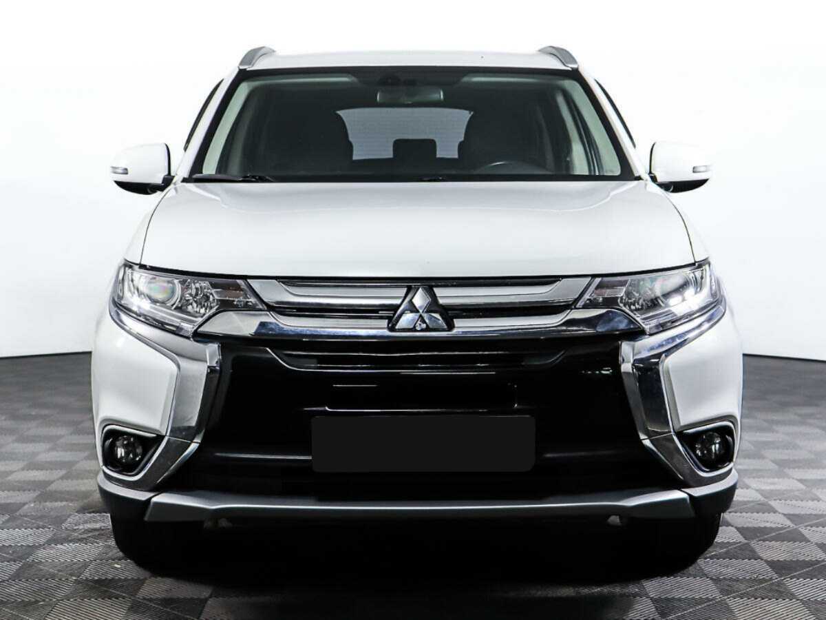 Mitsubishi Outlander, 2018 - 71 629 км. | Фото №2