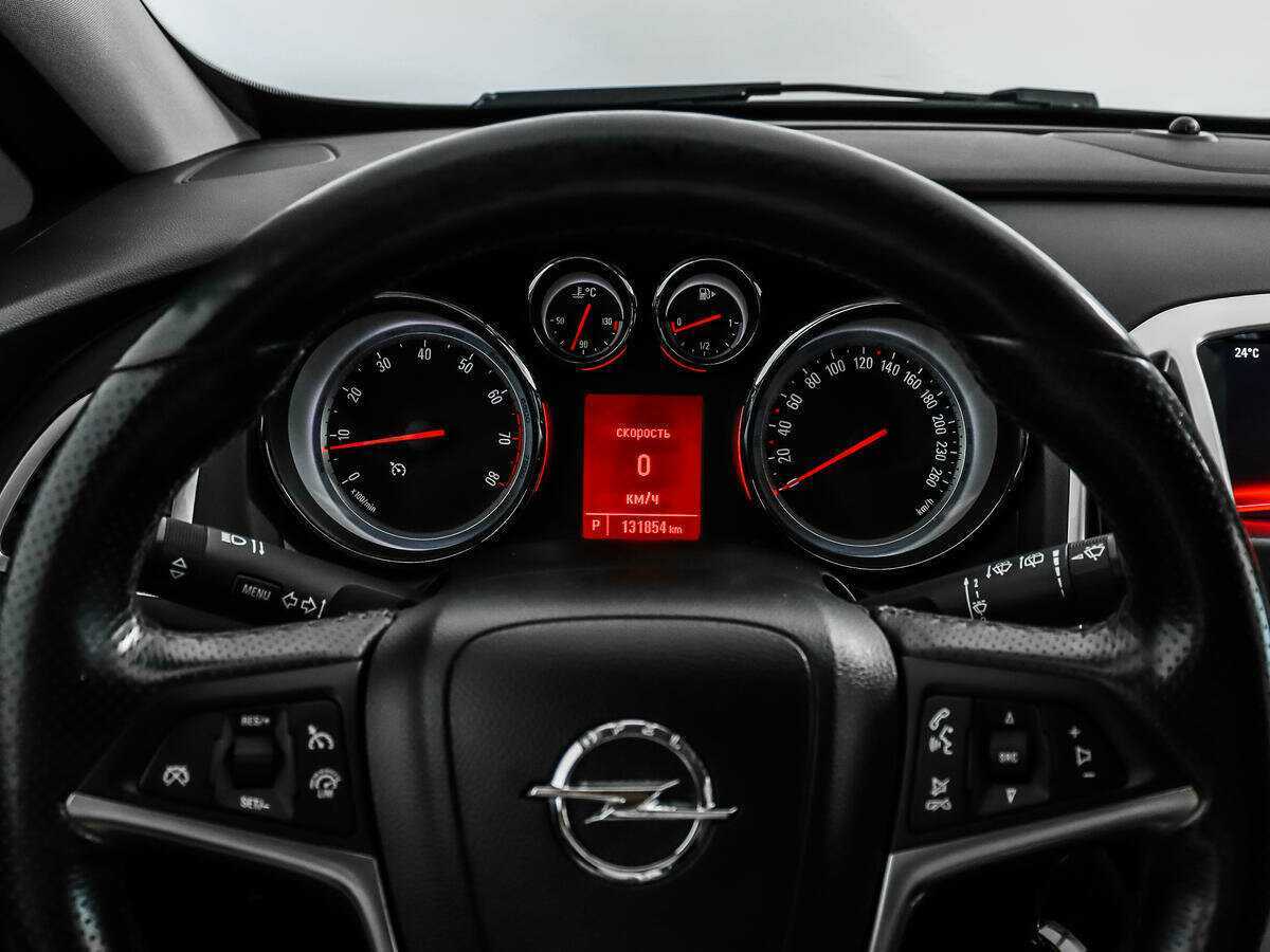 Opel Astra GTC, 2014 Фото №15