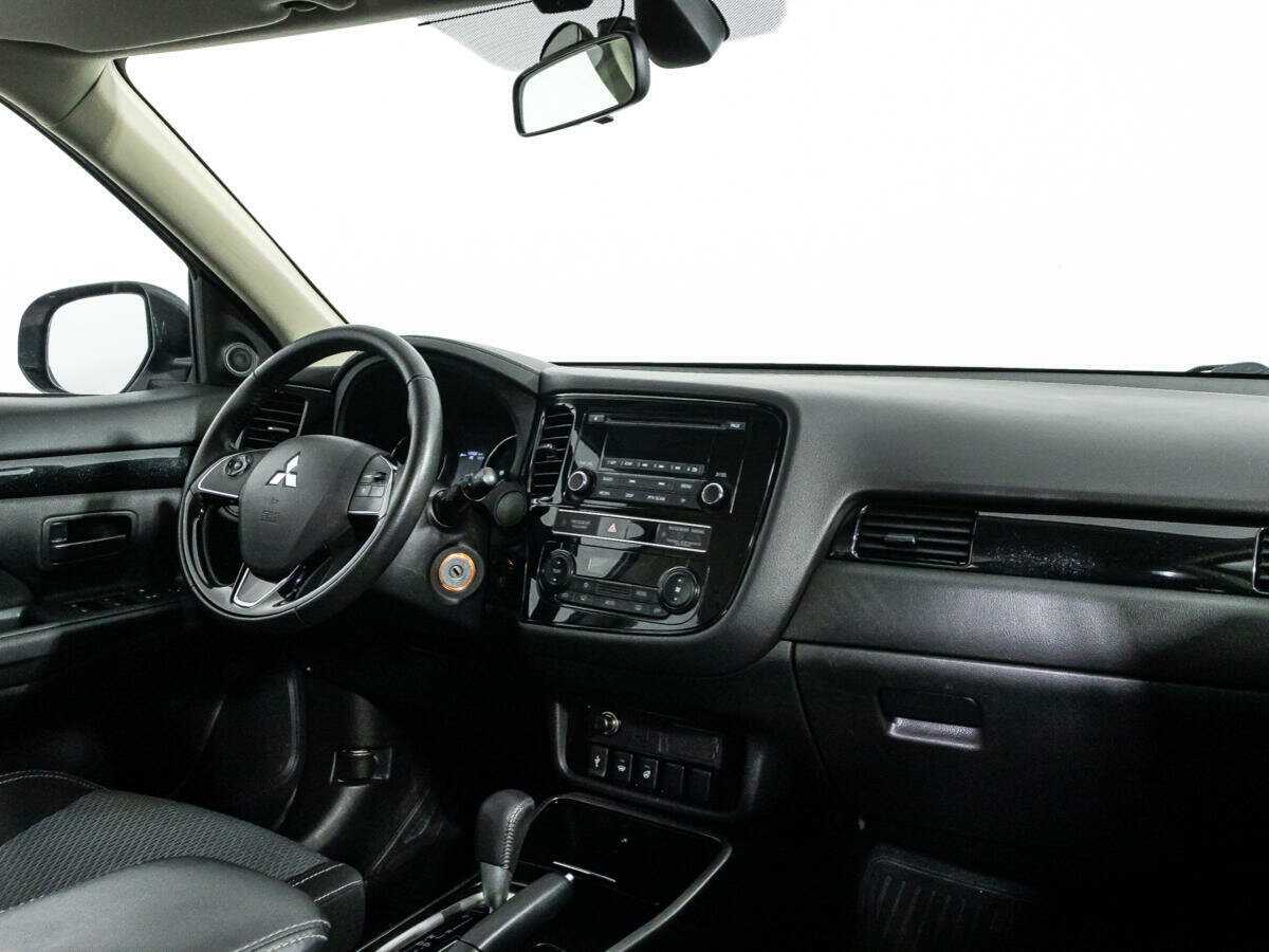 Mitsubishi Outlander, 2020 Фото №9