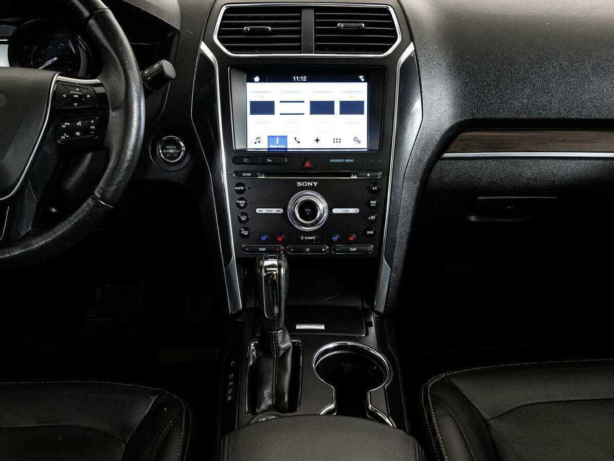 Ford Explorer, 2017 Фото №13