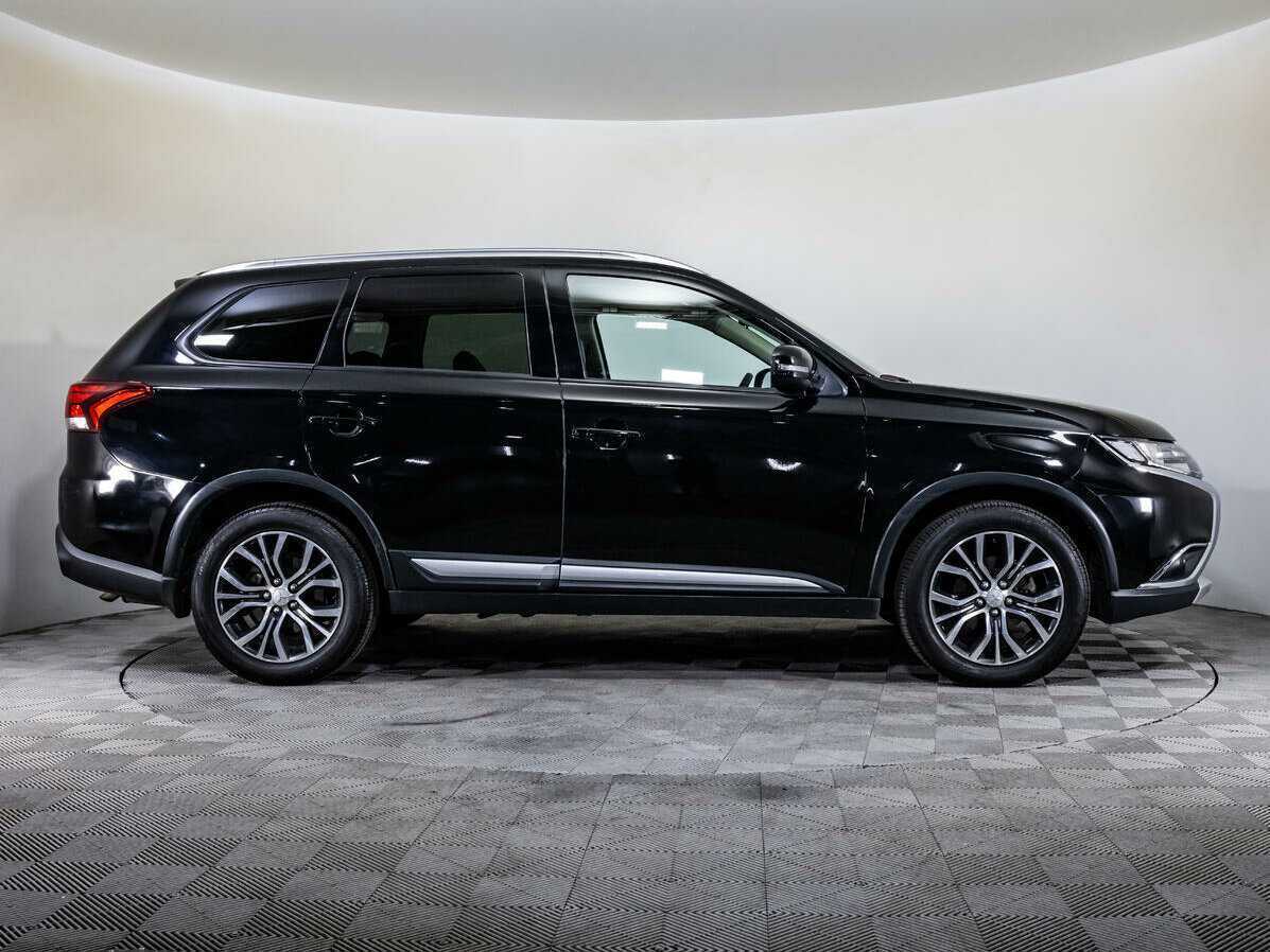 Mitsubishi Outlander, 2017 - 115 060 км. | Фото №4