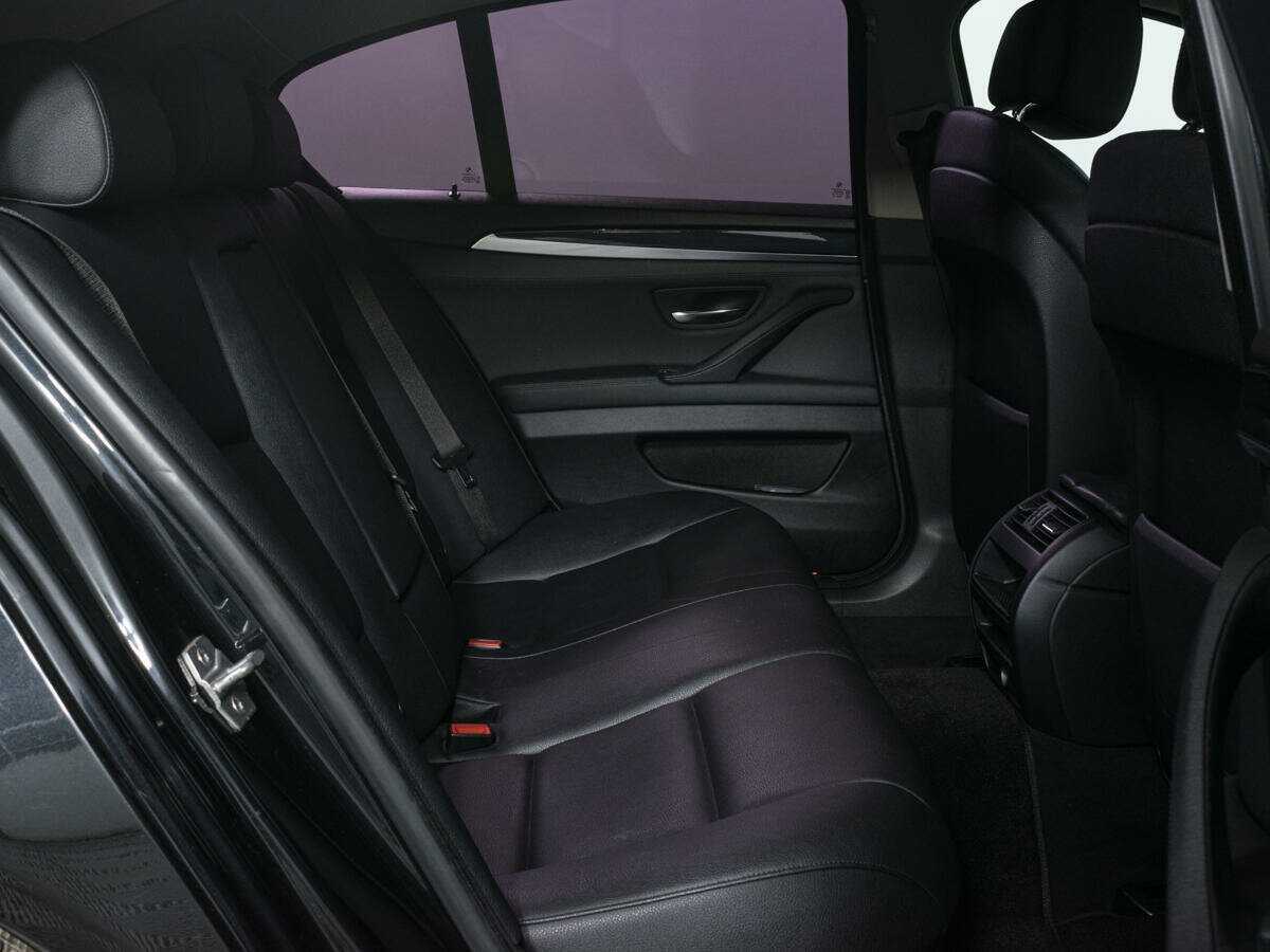 BMW 5 серии 520i, 2013 Фото №12