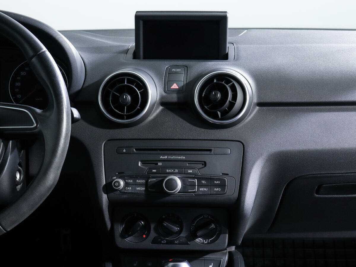 Audi A1 Sportback, 2013 Фото №13