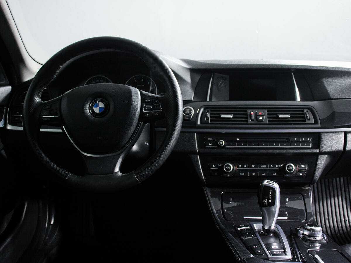 BMW 5 серии 528i, 2013 Фото №7