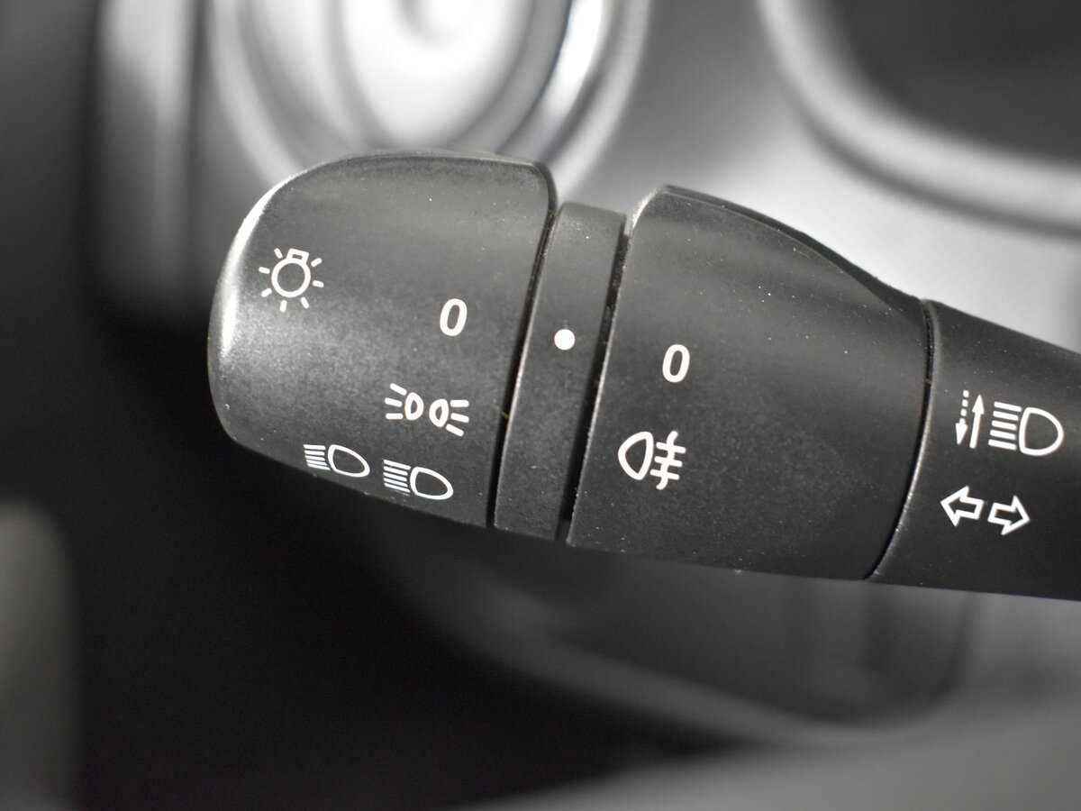 Renault Logan, 2020 Фото №16