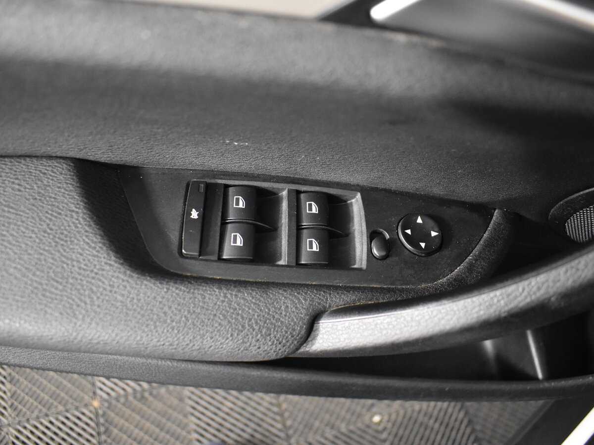 BMW X1 20d, 2014 Фото №11