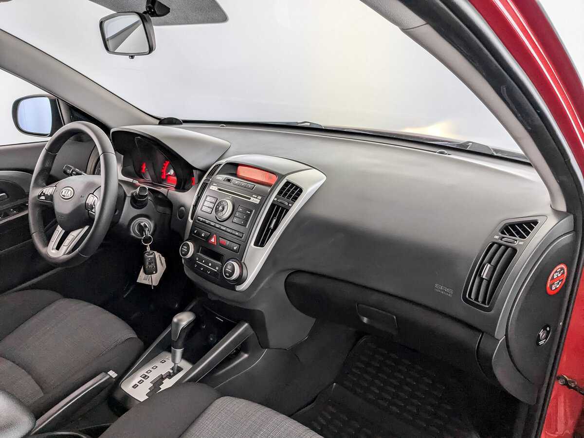 Kia Ceed, 2012 Фото №9