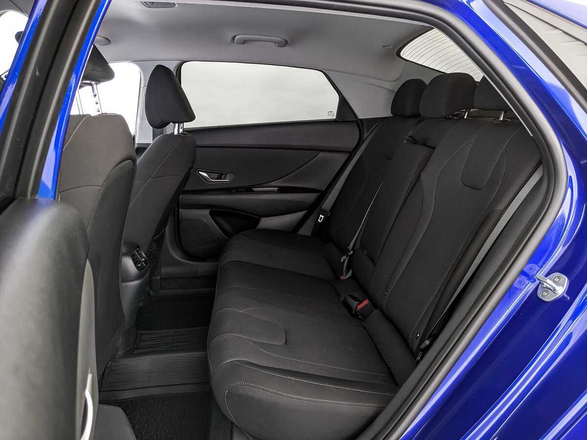 Hyundai Elantra, 2021 Фото №14