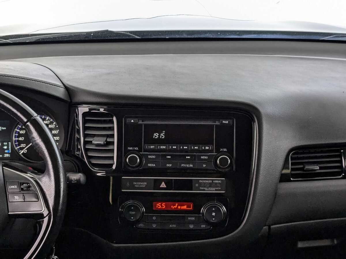 Mitsubishi Outlander, 2018 Фото №13