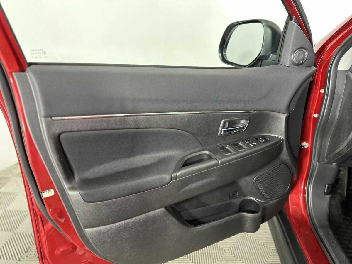 Mitsubishi ASX, 2013 Фото №8