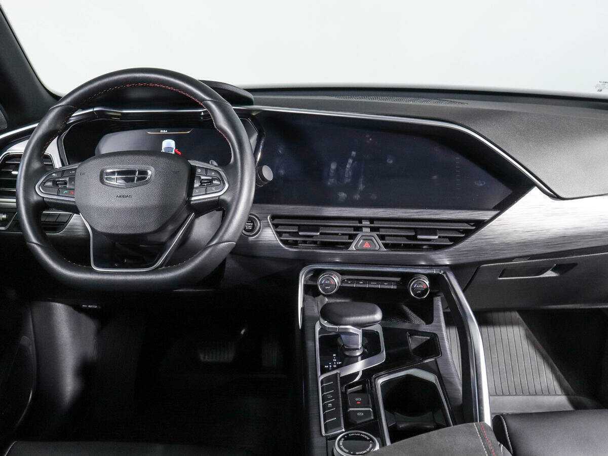 Geely Tugella, 2022 Фото №11