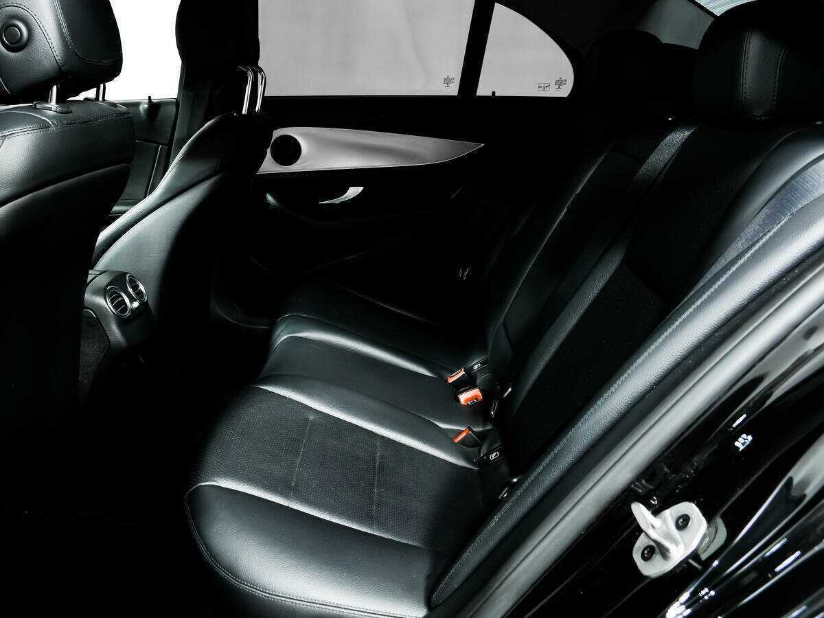 Mercedes-Benz E-Класс 200, 2019 Фото №12