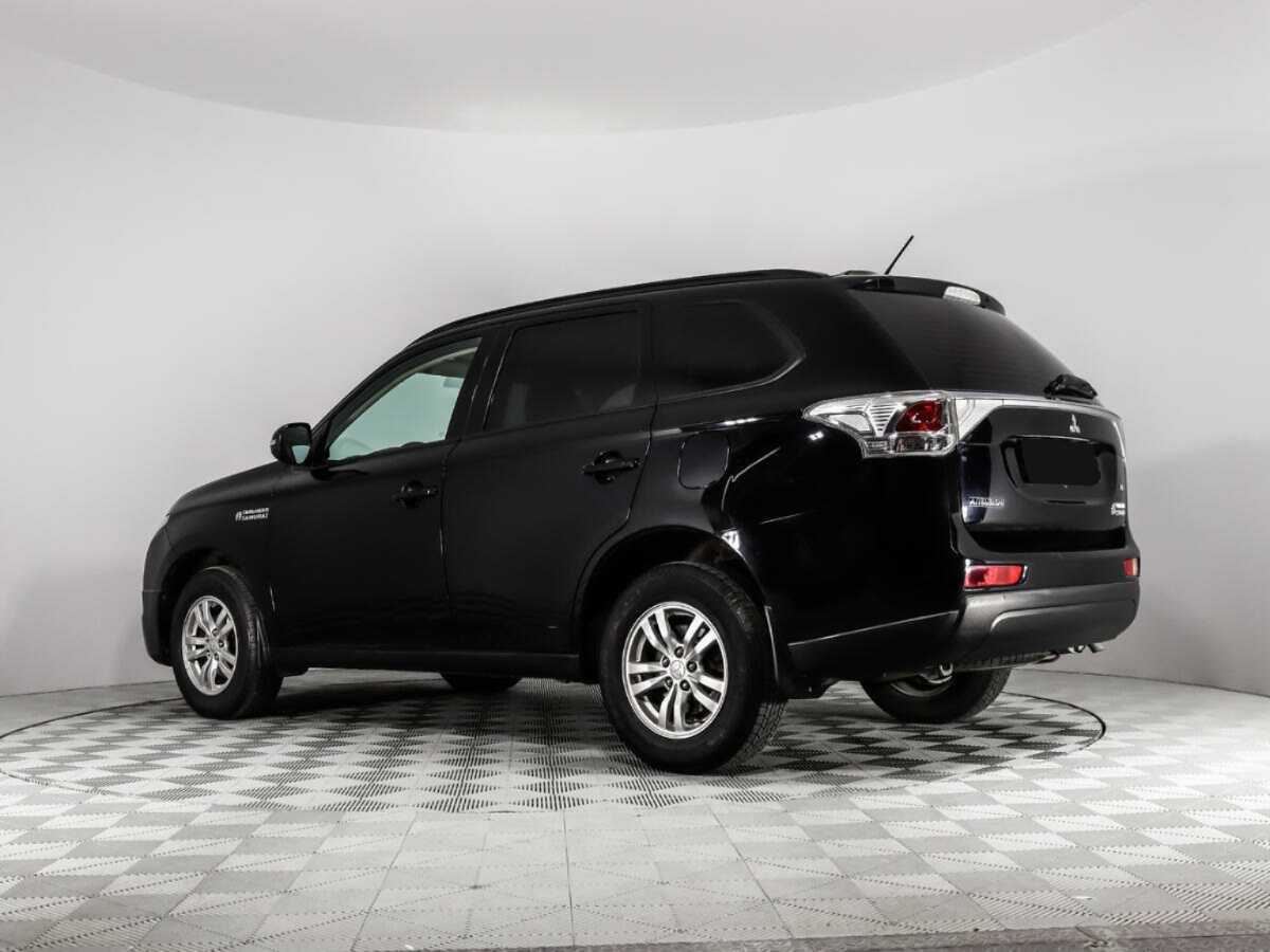 Mitsubishi Outlander, 2014 - 133 729 км. | Фото №7