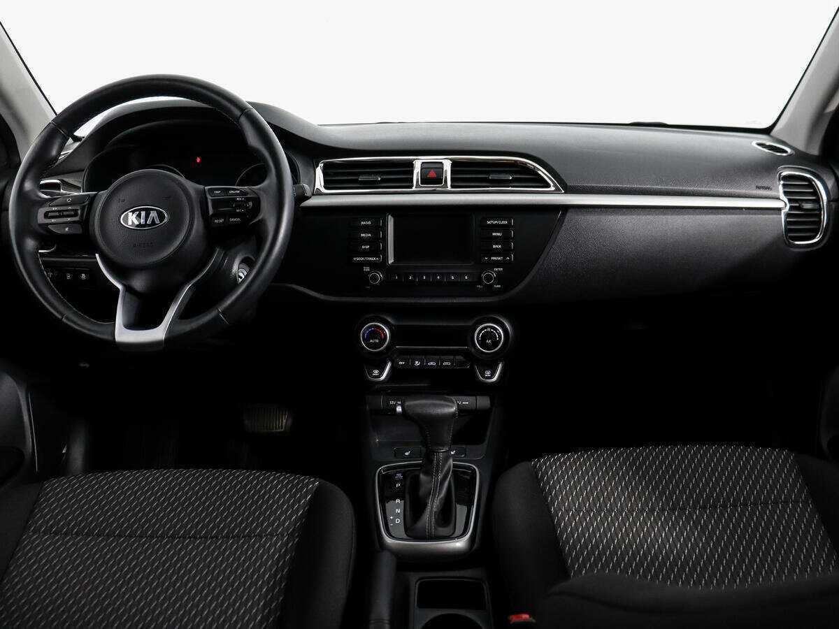 Kia Rio X-Line, 2018 Фото №10