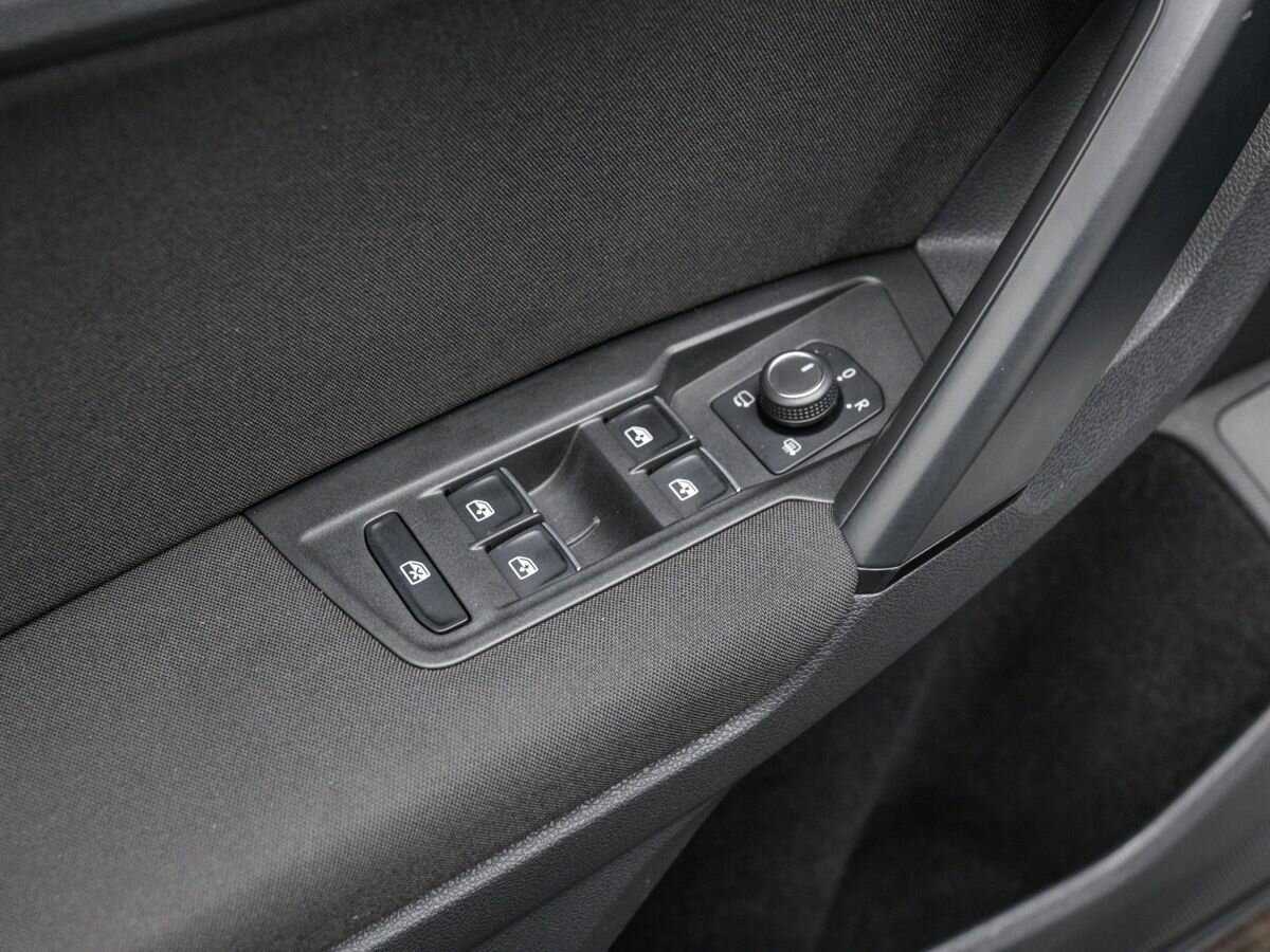 Volkswagen Tiguan, 2017 Фото №17