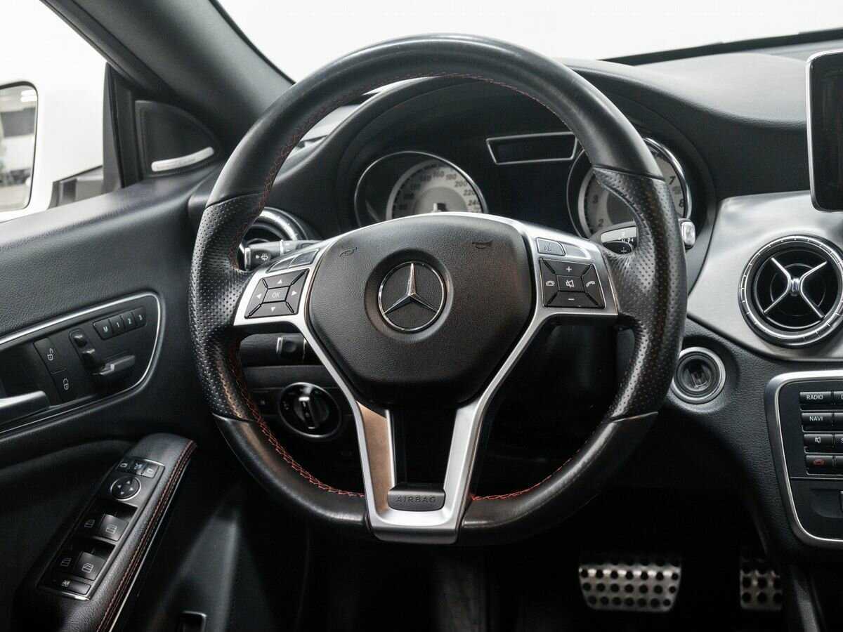 Mercedes-Benz CLA 250, 2014 Фото №12