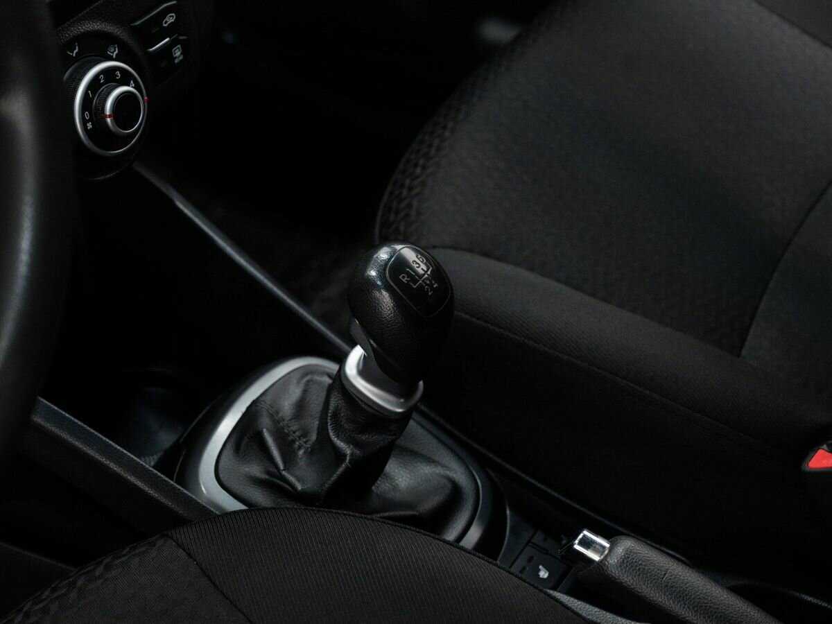 Kia Rio 5-speed, 2012 Фото №14