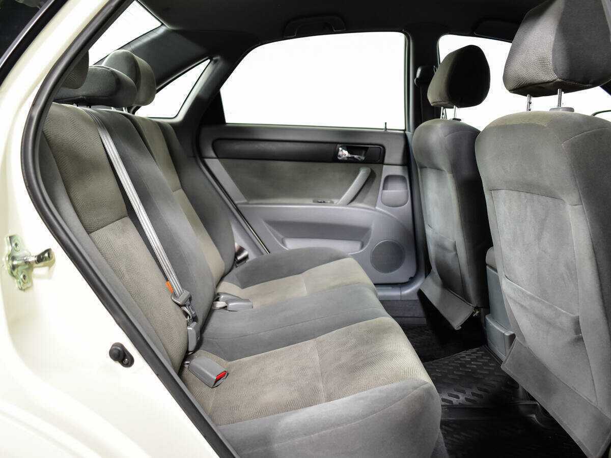 Daewoo Gentra, 2014 Фото №10