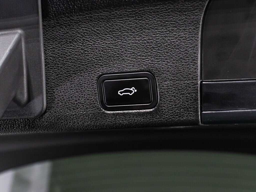 Geely Tugella, 2022 Фото №16