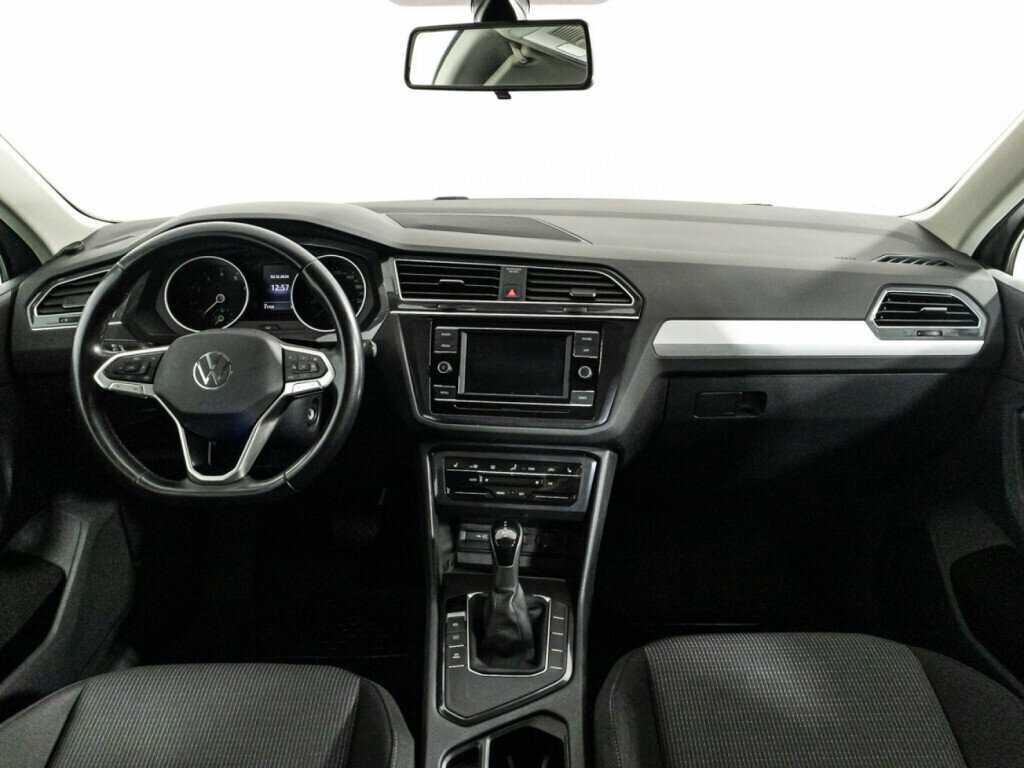 Volkswagen Tiguan, 2021 Фото №13