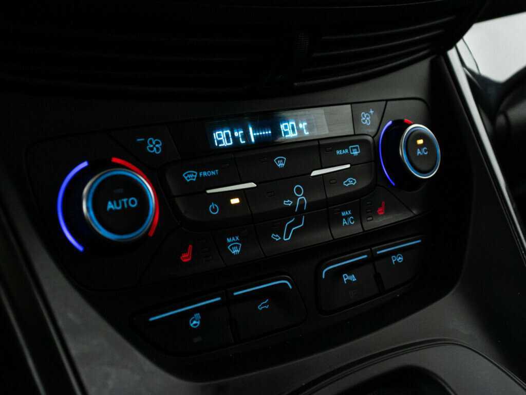 Ford Kuga, 2017 Фото №15