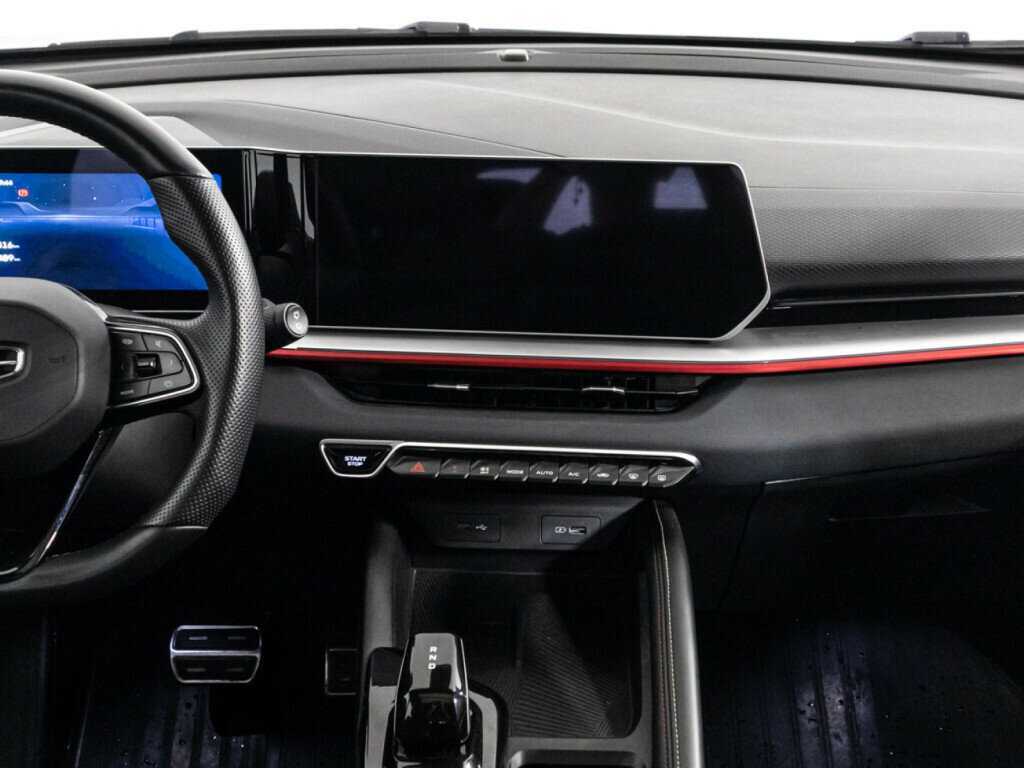 Geely Coolray, 2023 Фото №14