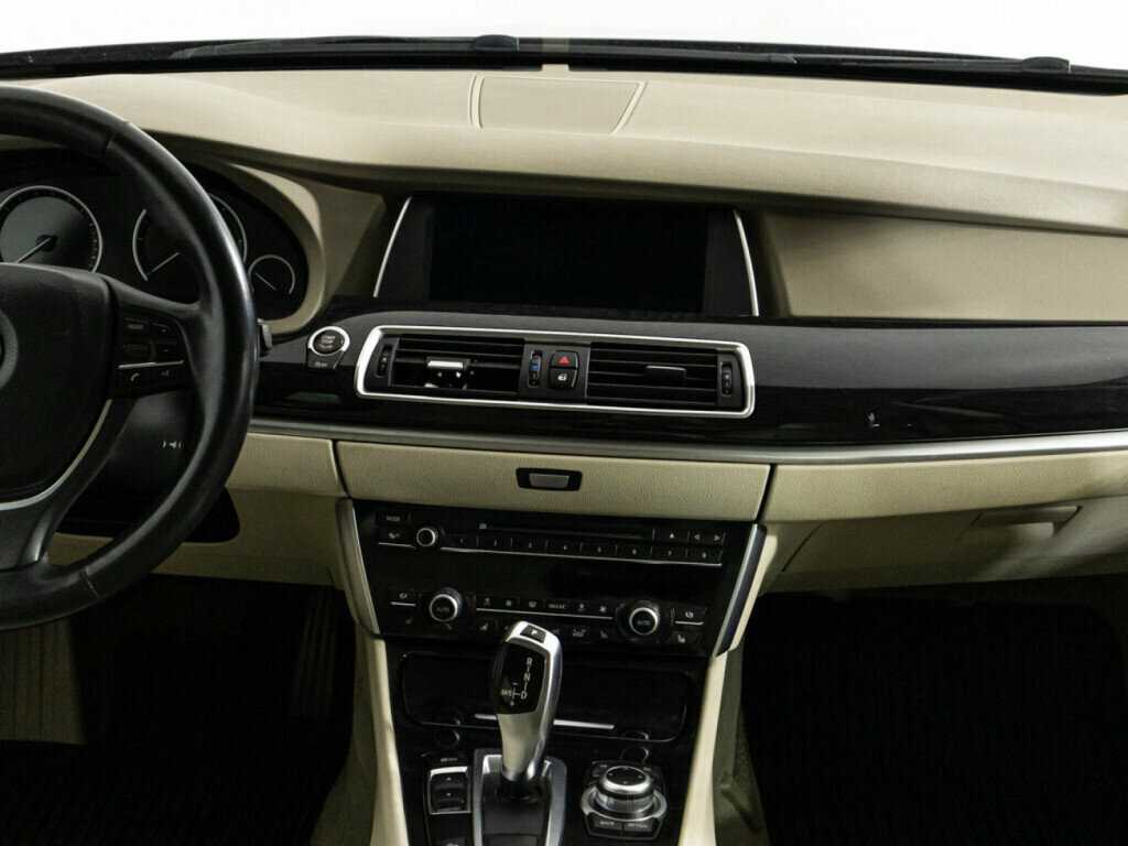 BMW 5 серии Gran Turismo 530d xDrive, 2012 Фото №14