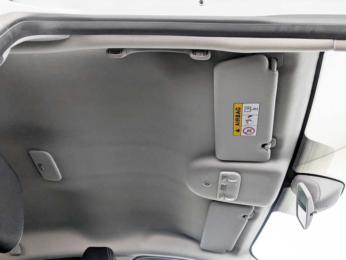 Renault Fluence, 2013 Фото №22